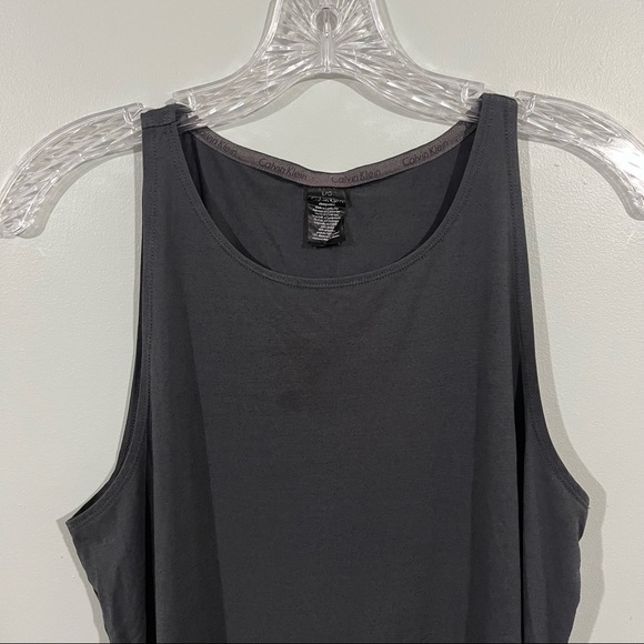 Calvin Klein size Large gray sleepwear tank top - Picture 2 of 10